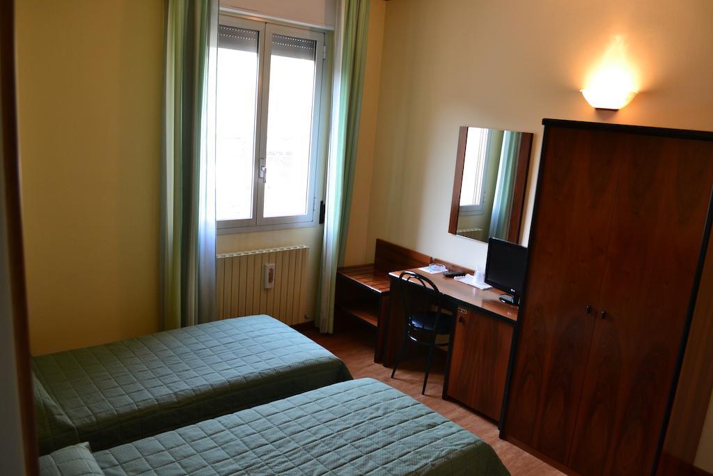Albergo Elena Pianoro Eksteriør bilde